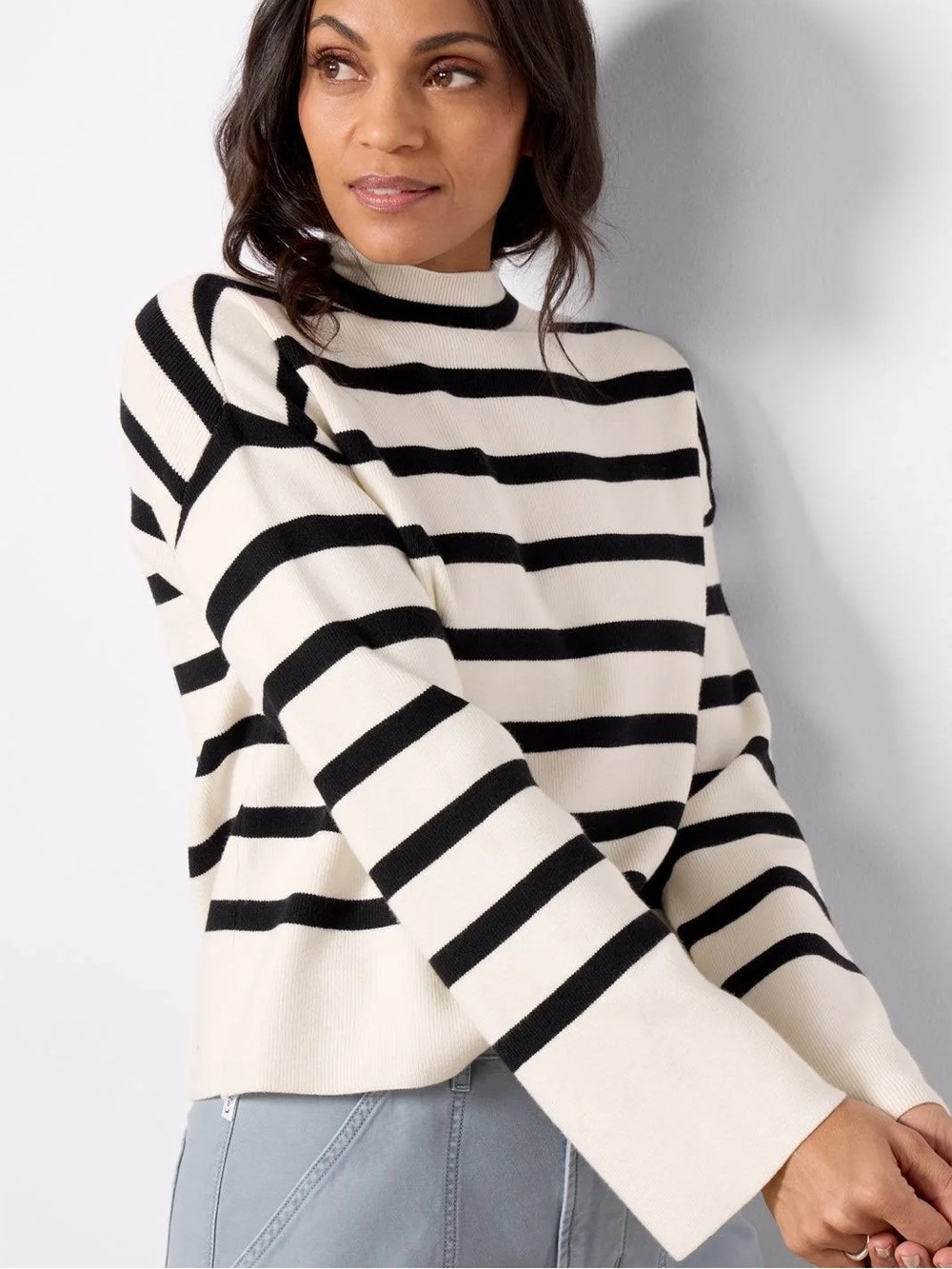 Evereve Bonnie Mock Neck Pullover Size Large